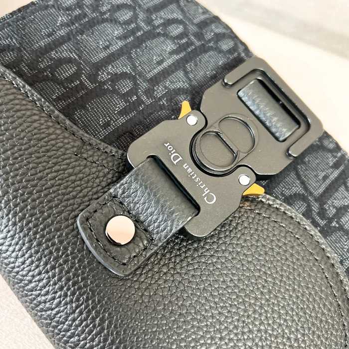 DIOR サドルメッセンジャー サイズ:19.5x13x4.3cm