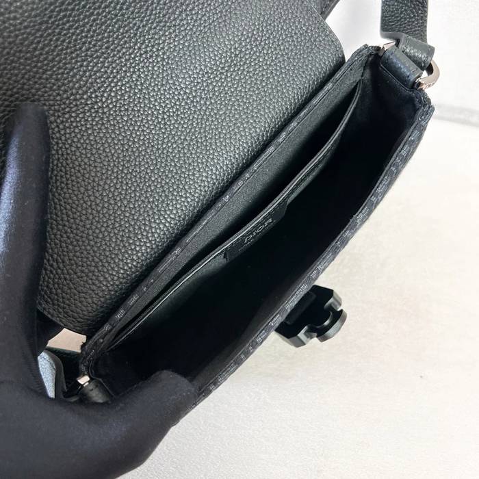 DIOR サドルメッセンジャー サイズ:19.5x13x4.3cm