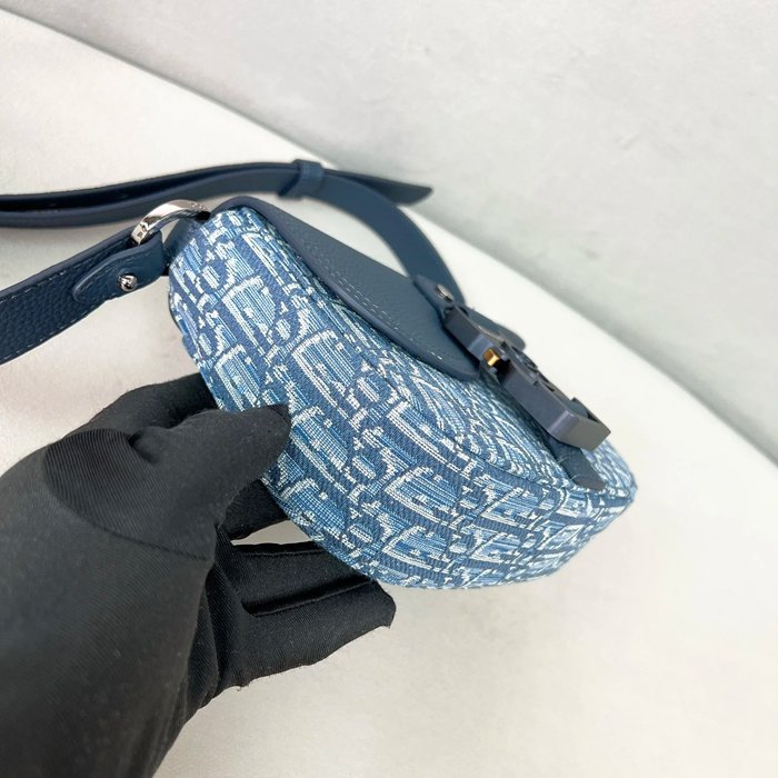 DIOR サドルメッセンジャー mini サイズ:19.5x13x4.3cm