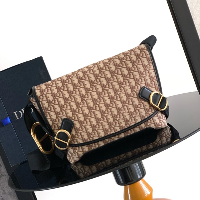 DIOR 1DBPO458YUS プリントフラップメッセンジャー ジェット サイズ:27x23x13cm DIOR 1DBPO458YUS プリントフラップメッセンジャー ジェット サイズ:27x23x13cm