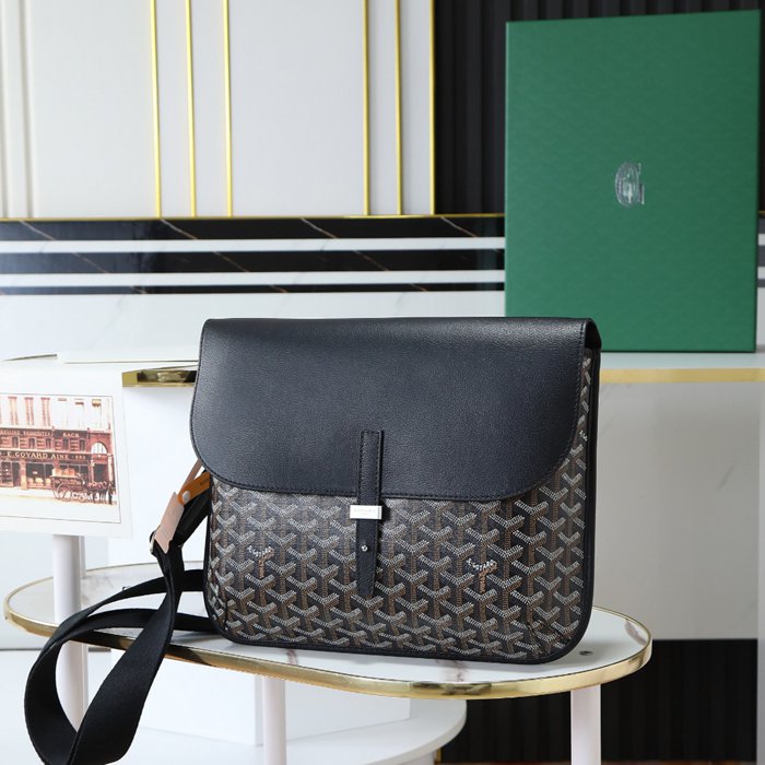 GOYARD クルシエメッセンジャー サイズ:32x25cm GOYARD クルシエメッセンジャー サイズ:32x25cm