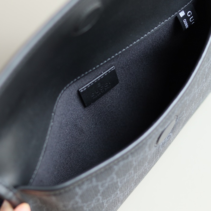 GUCCI ウエストバッグ 黒灰 サイズ:24x17x3.5cm