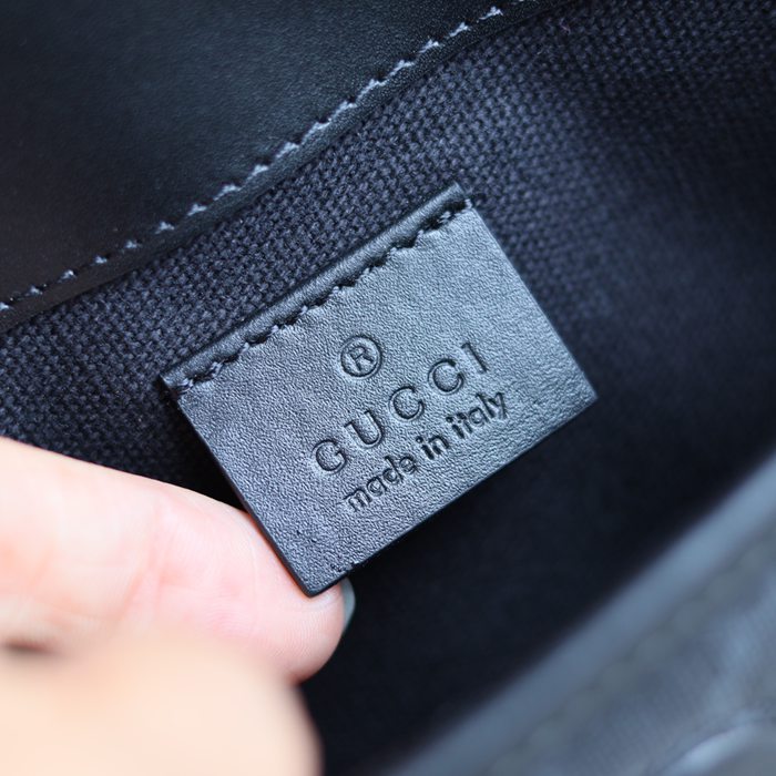 GUCCI ウエストバッグ 黒灰 サイズ:24x17x3.5cm