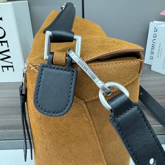 LOEWE 062433 大パズルハンドバッグ サイズ:33x21x17cm