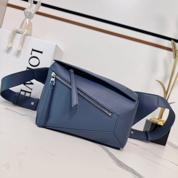 LOEWE 062344 小パズル ウエストバッグ サイズ:24x16x10.5cm