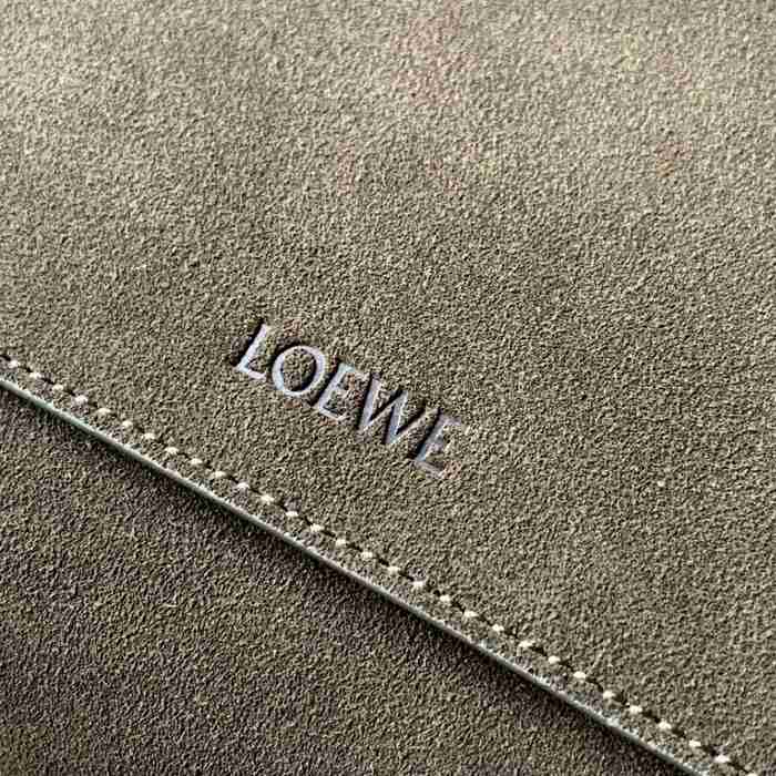 LOEWE 9059 光沢柔らか牛皮革 フラメンコ サイズ:34x24x12cm