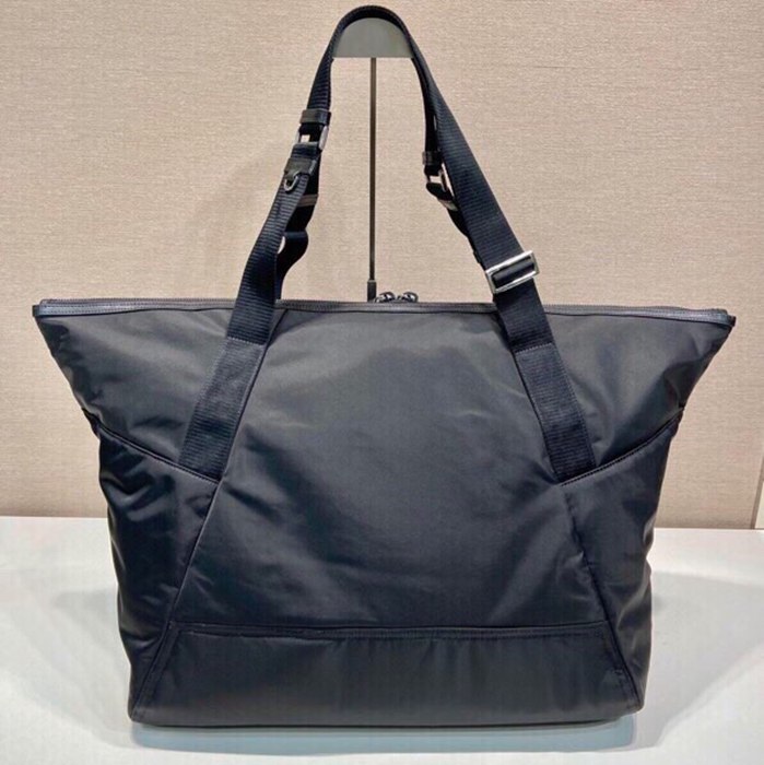 PRADA 2VC040 トラベルバッグ サイズ:45x29x25cm