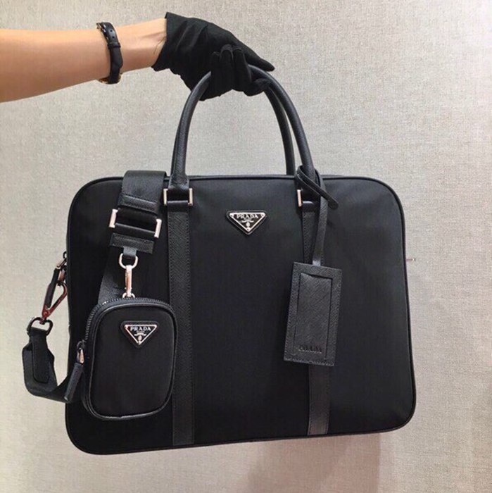 PRADA 2VE872 ブリーフケース 小バッグ付き サイズ:36x28cm PRADA 2VE872 ブリーフケース 小バッグ付き サイズ:36x28cm
