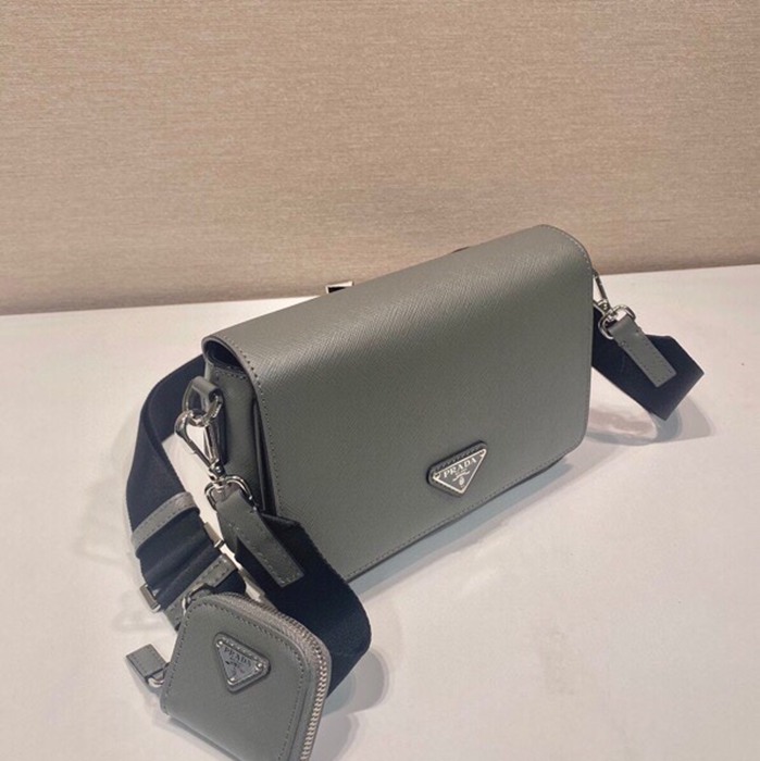 PRADA 2VD059 サフィアーノショルダー サイズ:22x14.5cm
