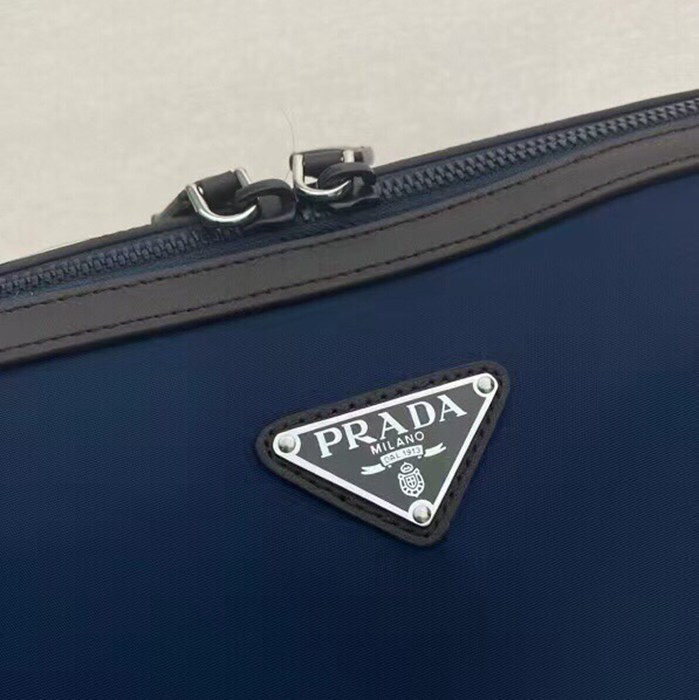 PRADA 2VH180 メッセンジャー サイズ:34x34x17cm