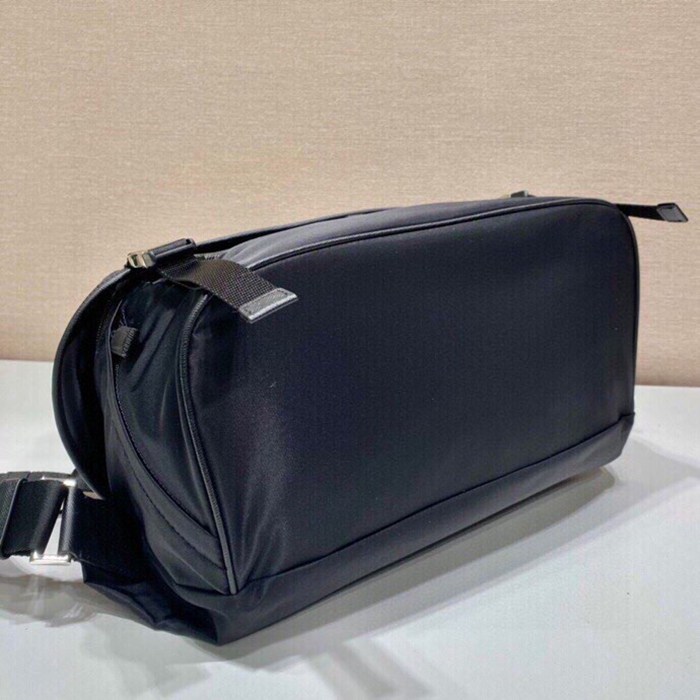 PRADA 2VH991A メッセンジャー サイズ:32x18x16cm