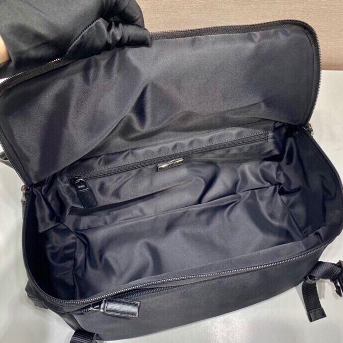 PRADA 2VH991A メッセンジャー サイズ:32x18x16cm