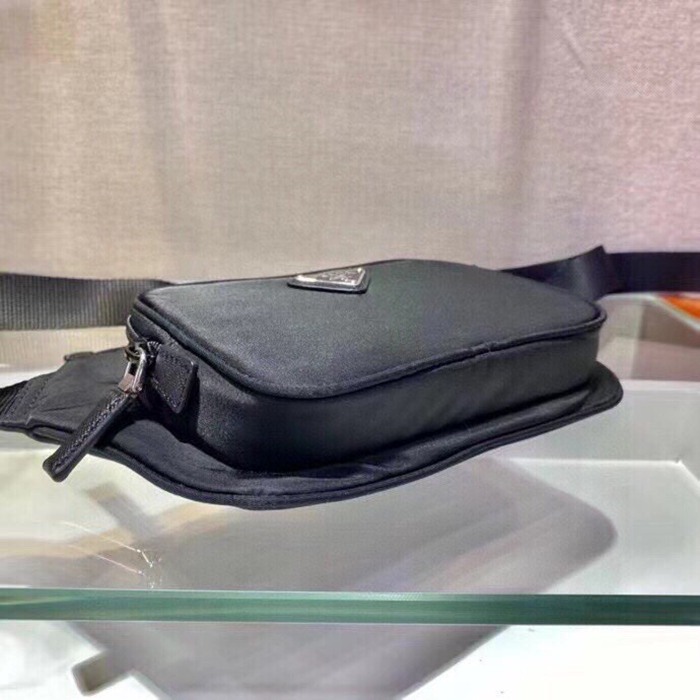 PRADA 2VH128 ウエストバッグ サイズ:19x13x2.5cm