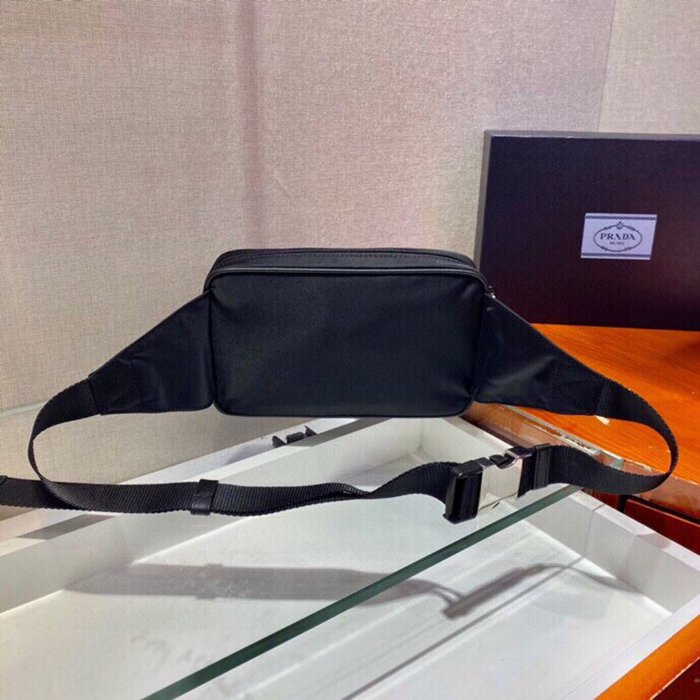 PRADA 1BL010 ウエストバッグ サイズ:21x12.5x4.5cm