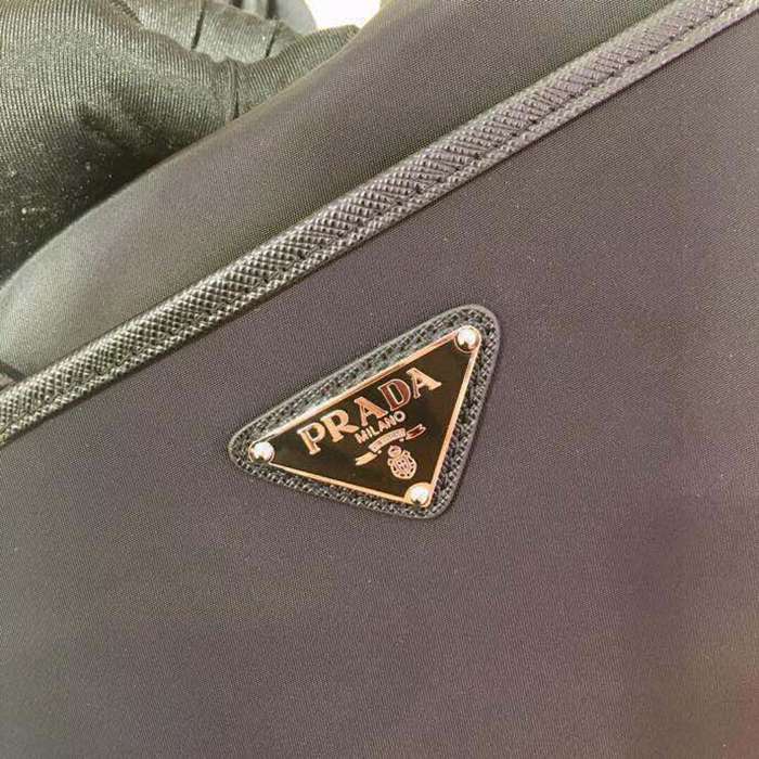 PRADA VA053M メンズバッグ サイズ:29x26cm