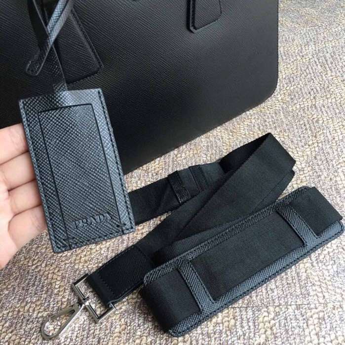 PRADA 0366B メンズバッグ 黒 サイズ:36.5x28cm