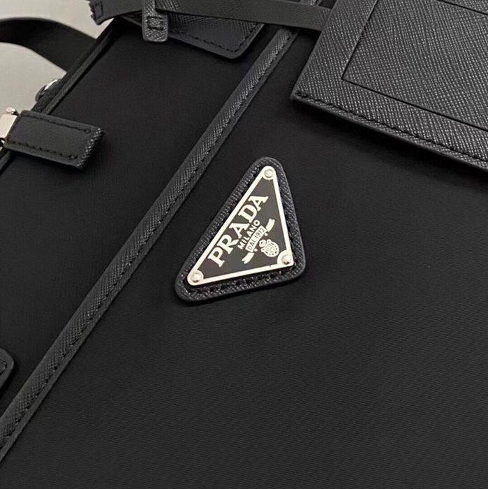 PRADA 2VE407 メンズバッグ 二層 サイズ:39x29x11cm