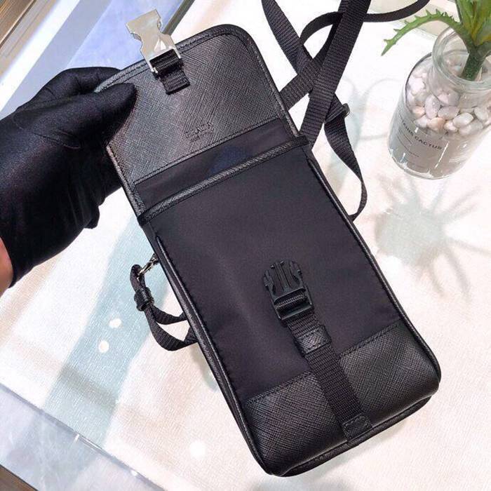 PRADA 2ZH109 スマホバッグ 縦型 サイズ:19x12x2.5cm