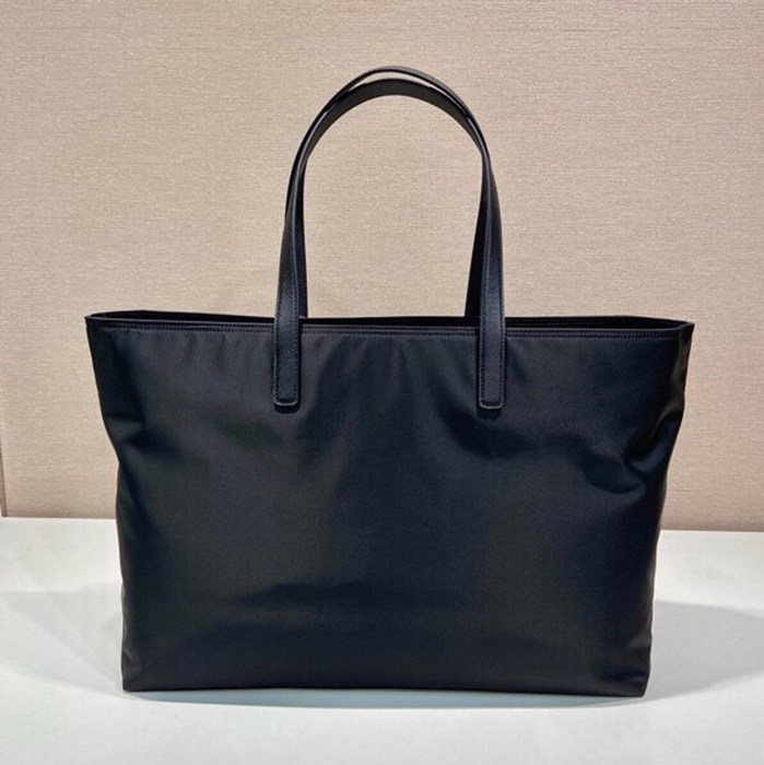 PRADA 1BG527 トート サイズ:43x31x15cm