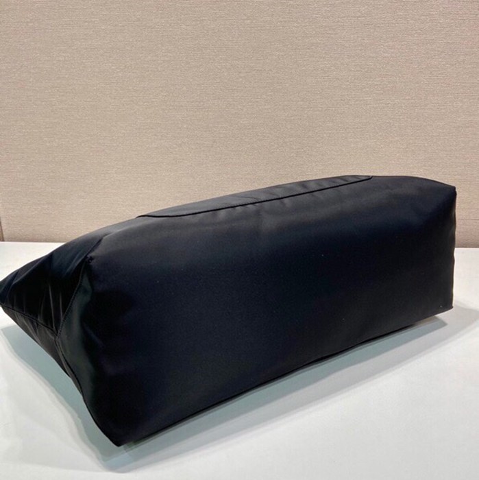 PRADA 1BG527 トート サイズ:43x31x15cm