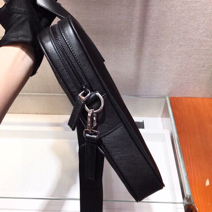 PRADA 2VE368 ナイロンブリーフケース サイズ:36x28cm