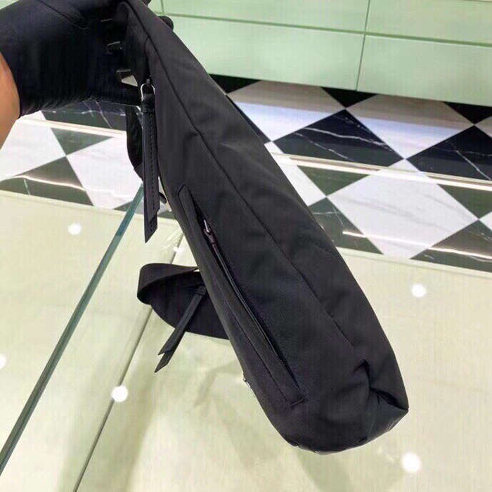 PRADA 2VZ092 リュック サイズ:37.5x26.5cm