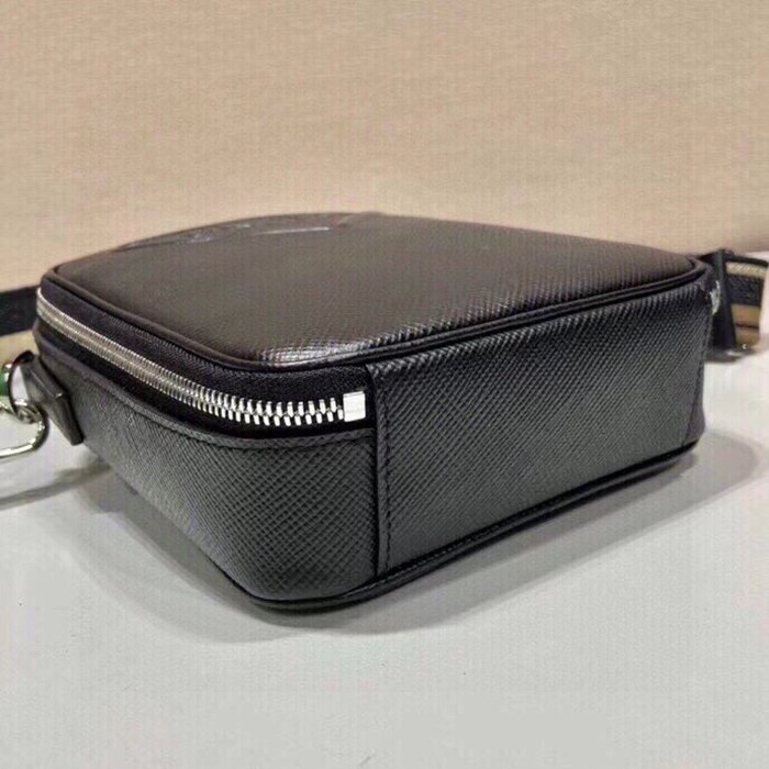 PRADA 2VH154 刺繍テープ斜め掛け サイズ:19x16x5.5cm