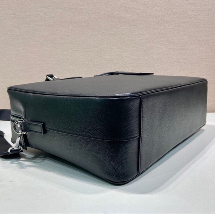 PRADA 2VE026 ブリーフケース 特大 サイズ:42x30x12cm