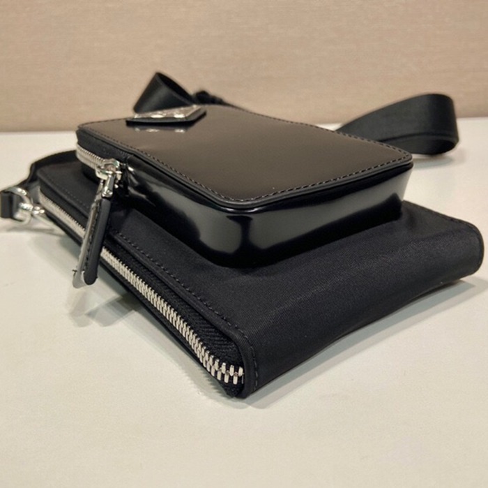 PRADA 2ZT060 スマホバッグ サイズ:18x11.5cm