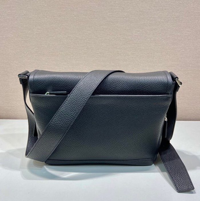 PRADA 2VD056 フラップショルダー サイズ:22x22x12cm