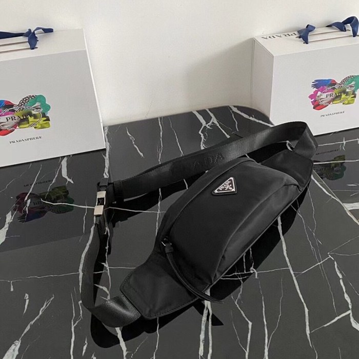 PRADA 2VL034 ウエストバッグ サイズ:26x12cm