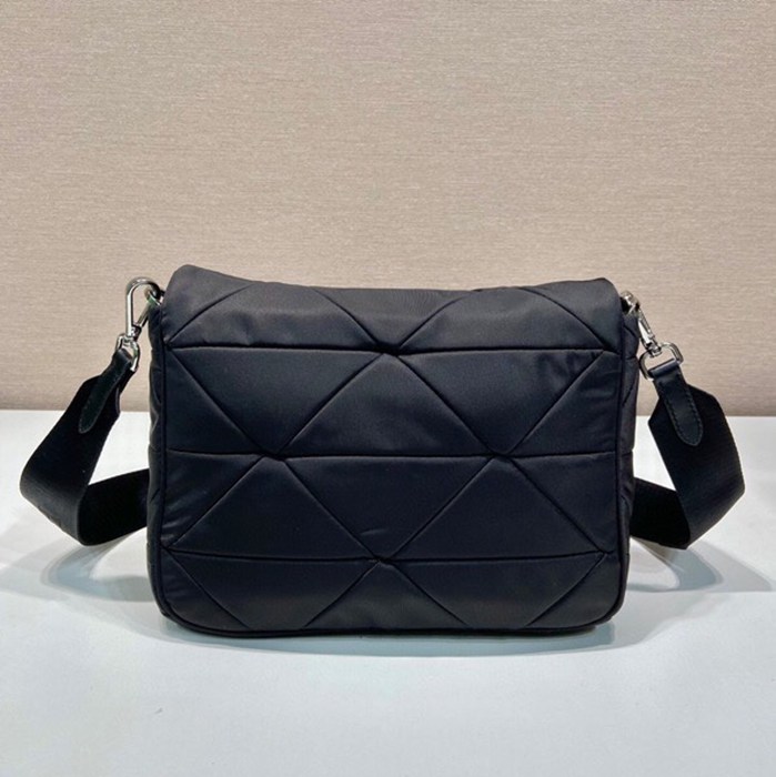 PRADA 1BD290 3in1中 サイズ:24x24x8.5cm