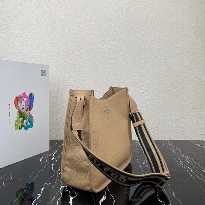 PRADA 1BC073 ファブリック斜め掛け 大 サイズ:30x28x12cm
