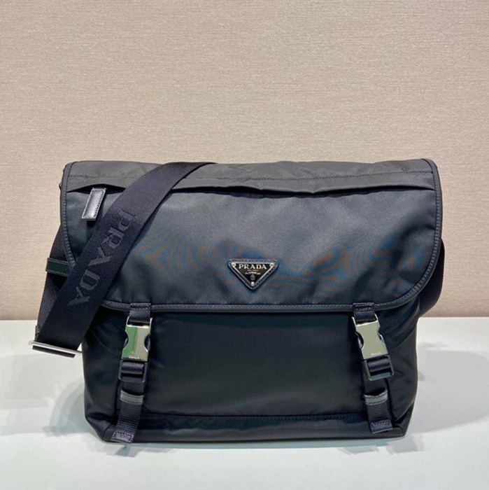 PRADA 2VD052 メッセンジャー 大 サイズ:30x27.5x14.5cm PRADA 2VD052 メッセンジャー 大 サイズ:30x27.5x14.5cm