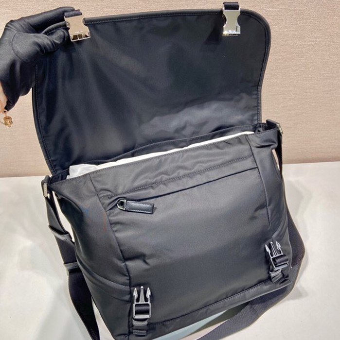PRADA 2VD052 メッセンジャー 大 サイズ:30x27.5x14.5cm