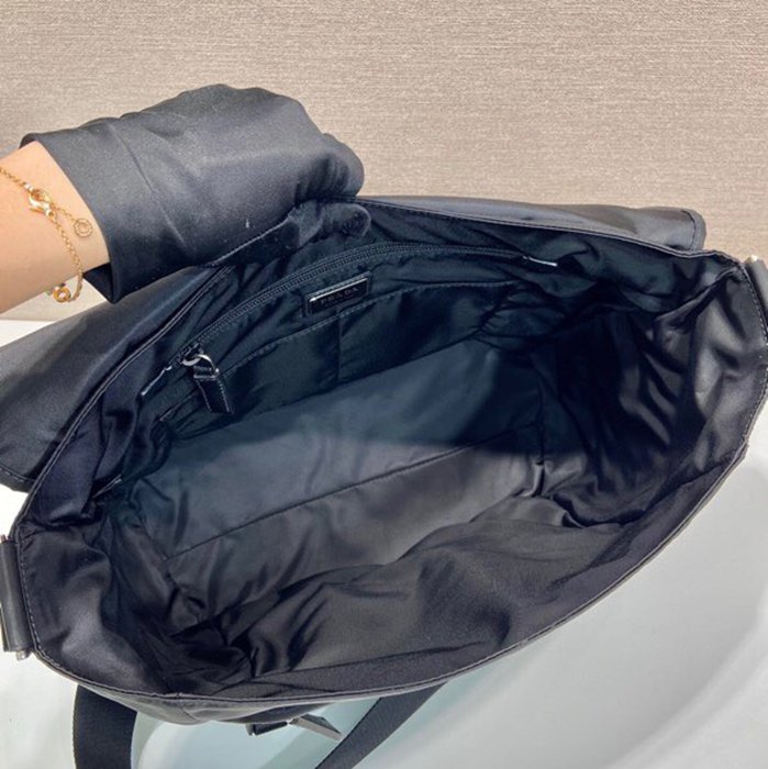 PRADA 2VD052 メッセンジャー 大 サイズ:30x27.5x14.5cm