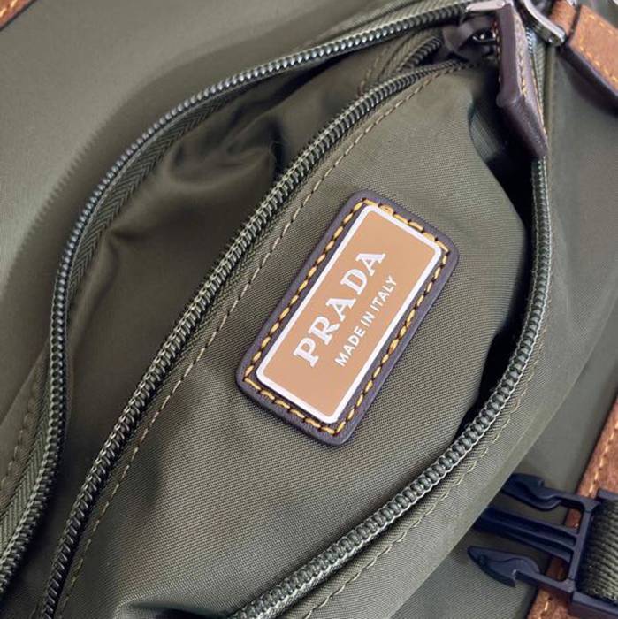 PRADA 2VH176 ナイロンウエストバッグ 麝香緑 サイズ:18x15cm