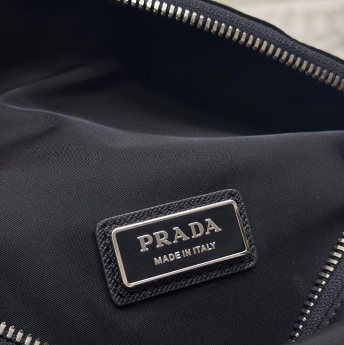 PRADA 2VH176 十字紋ウエストバッグ サイズ:18x15cm