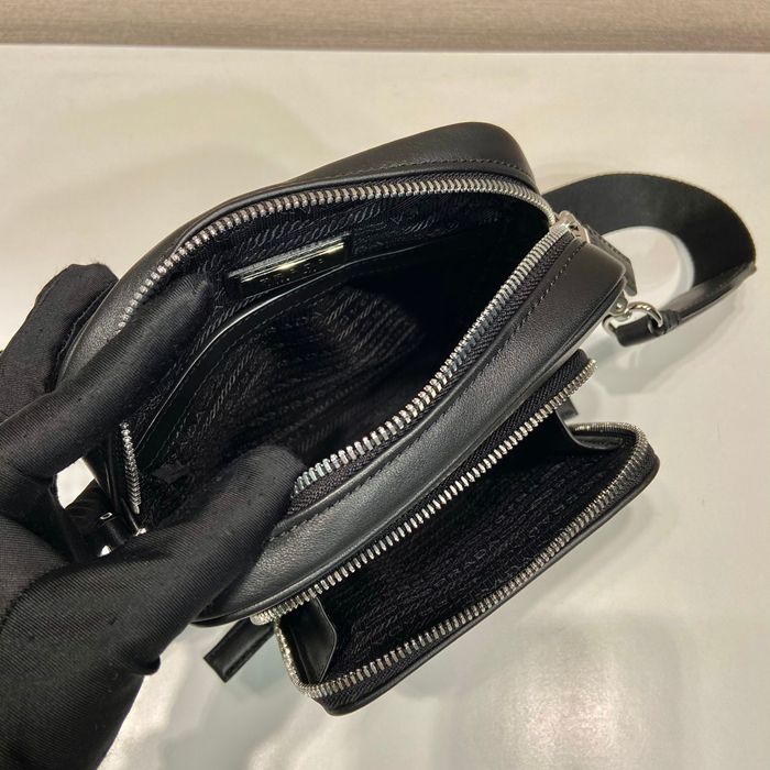 PRADA 新作ブリーフケース サイズ:38x29x10cm
