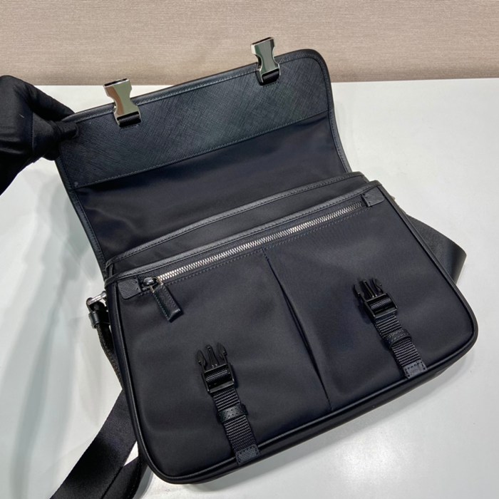 PRADA VA0768 メッセンジャー サイズ:32x24x12cm
