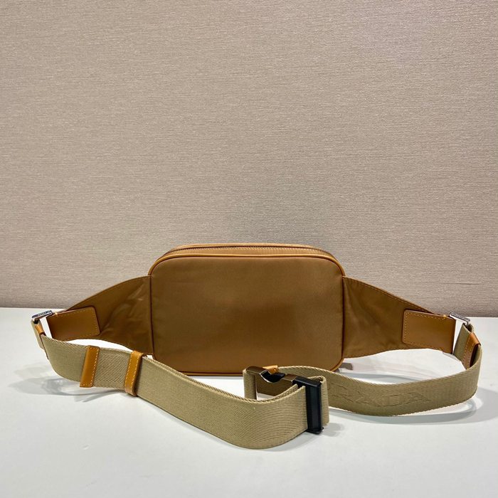 PRADA 2VL977 ウエストバッグ 軟木色 サイズ:21x12.5x4.5cm