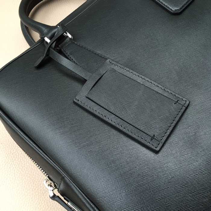 PRADA クラシック0305 ブリーフケース サイズ:38x28cm