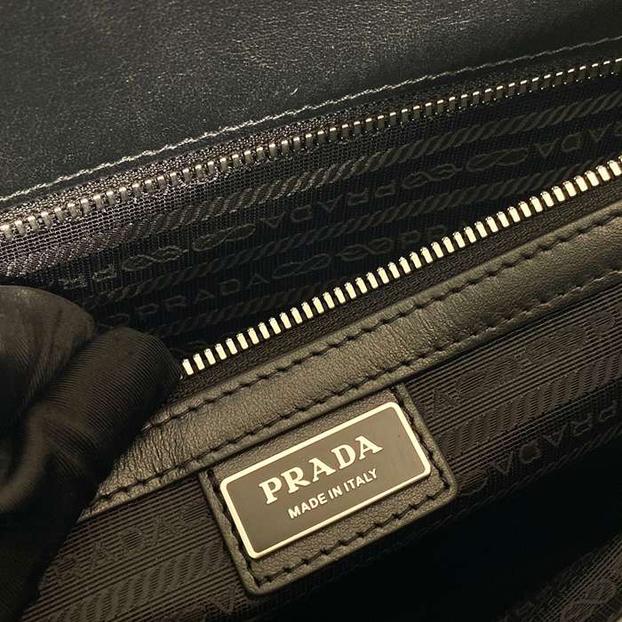 PRADA 新款0368 超薄ブリーフケース サイズ:37x28x3.5cm