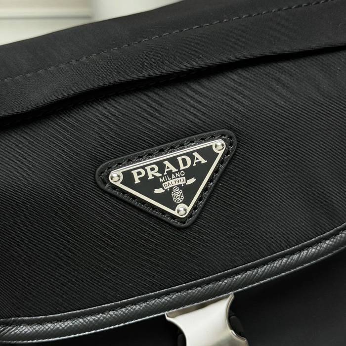 PRADA 2VD070 メッセンジャー ミニ サイズ:16x16cm