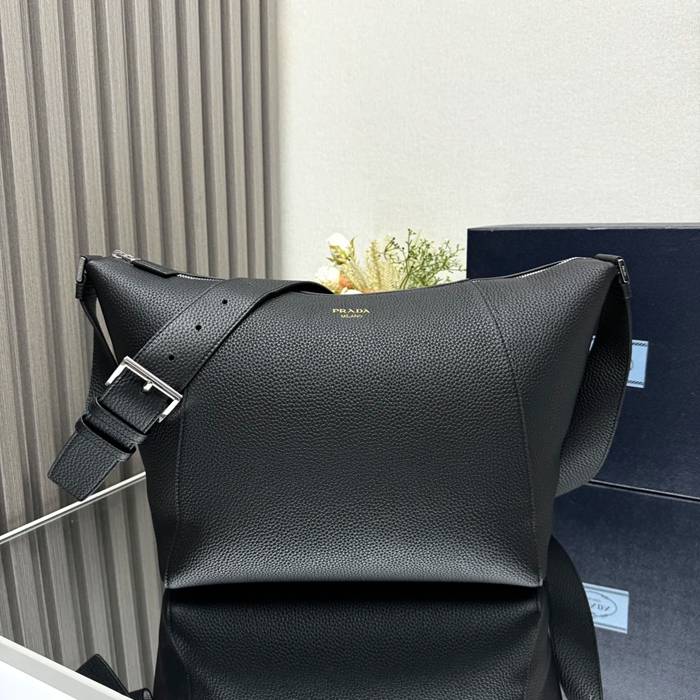 PRADA 2VH177 粒面レザーメッセンジャー サイズ:30x27.5x14cm