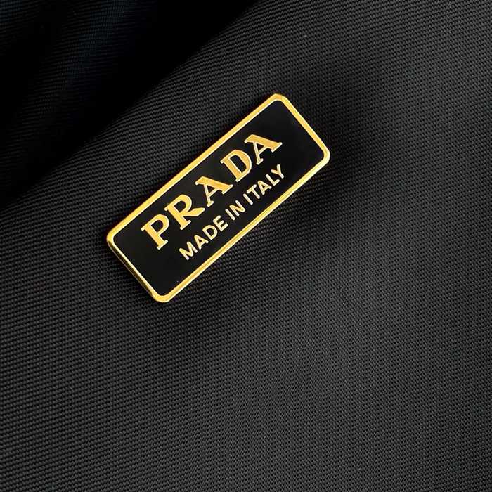 PRADA 1BG596 ナイロンハンドバッグ サイズ:31x17x11cm