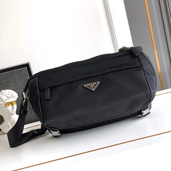 PRADA 2VH991 フラップショルダー メッセンジャー サイズ:32x18x16cm