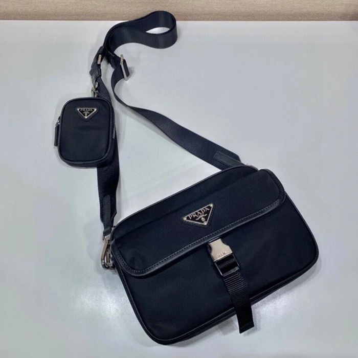 PRADA 2VH133B ナイロン3in1メッセンジャー サイズ:22x16cm