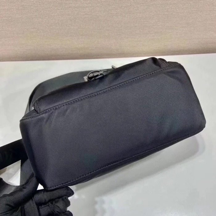PRADA 1BD994 ナイロンブリーフケース 小バッグ付き サイズ:25x22x10cm