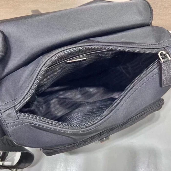 PRADA 1BD994 ナイロンブリーフケース 小バッグ付き サイズ:25x22x10cm